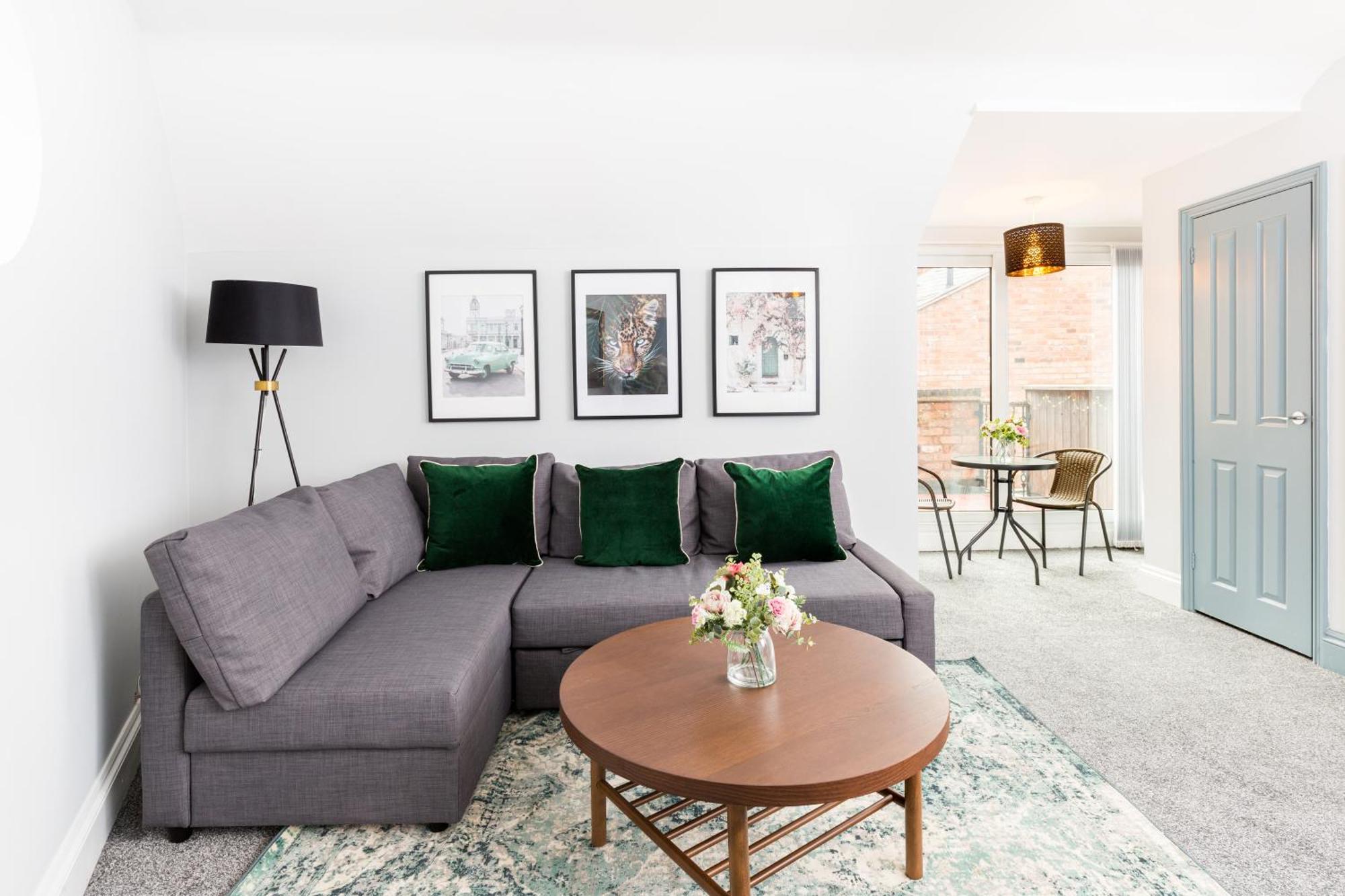 Duplex Loft Apartment With Balcony & Private Entrance In Jq Бирмингем Экстерьер фото