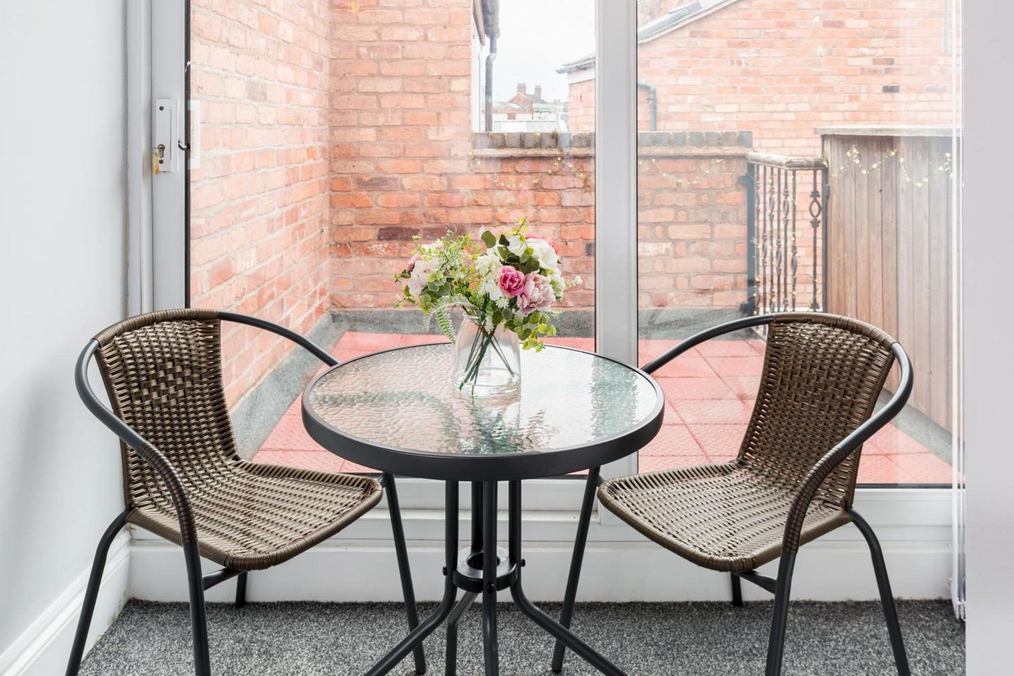 Duplex Loft Apartment With Balcony & Private Entrance In Jq Бирмингем Экстерьер фото